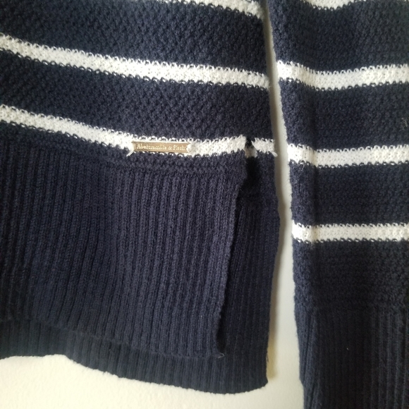 Abercrombie & Fitch Navy Striped Knit Sweater - Picture 5 of 11